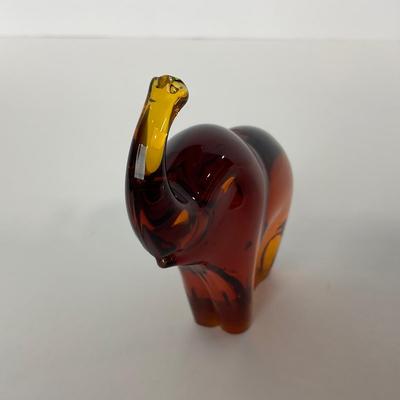 -110- PILGRIM | Amber Elephant