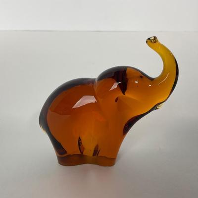 -110- PILGRIM | Amber Elephant