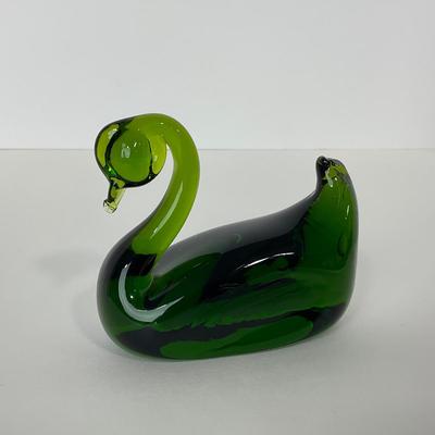 -123- PILGRIM | Green Swan Paperweight