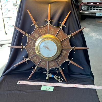 Super Rare Atomic Zodiac MCM Clock
