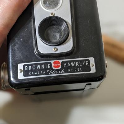 Vintage 1940s Art Deco Kodak Bakelite Brownie Hawkeye Camera Flash Model