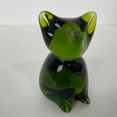 -131- UNMARKED | Fox Like Creature Green Paperweight