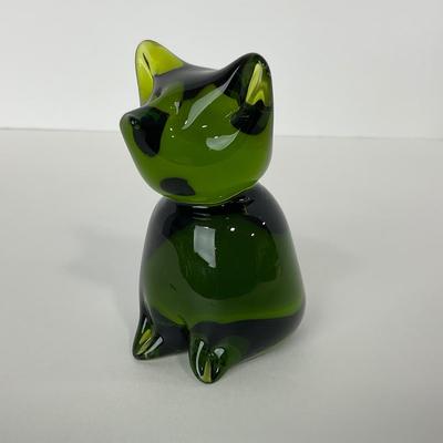 -131- UNMARKED | Fox Like Creature Green Paperweight