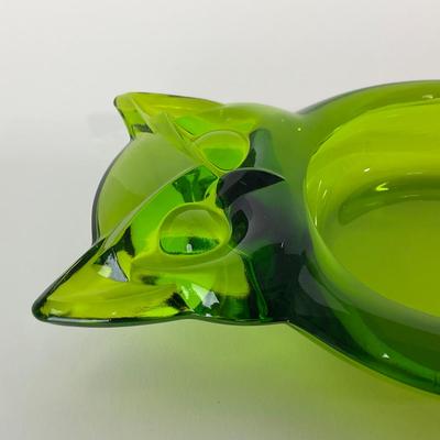 -134 | VIKING | Mid Century Green Owl Ash Tray