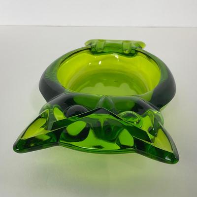 -134 | VIKING | Mid Century Green Owl Ash Tray