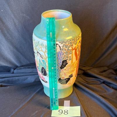Great Satsuma type vase.