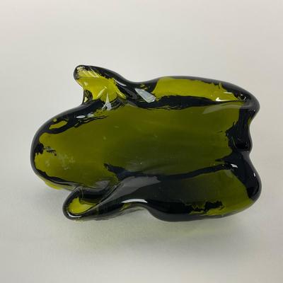-139- PILGRIM | Green Frog Paperweight