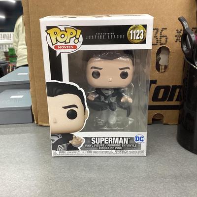 Funko pops Zack Snyderâ€™s Justice league, 1123 superman