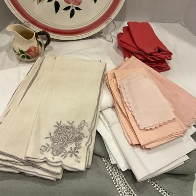 176 White Cotton and Gray Lenox Round Table cloth with Salmon colored Linen Napkins