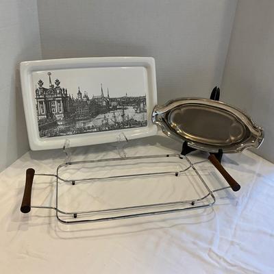 180 Mid Century Renaissance Corning Ware Tray with Wooden Handled Rack and Chrome Tray