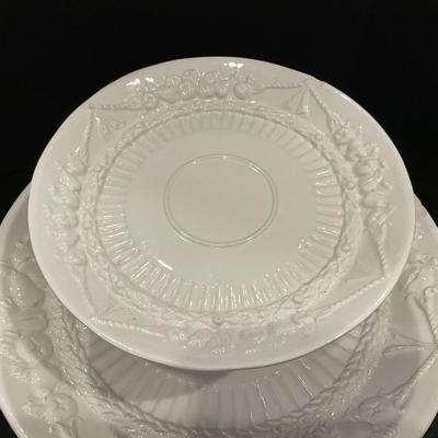 192 Two White Italian Pottery Pedestal Plates