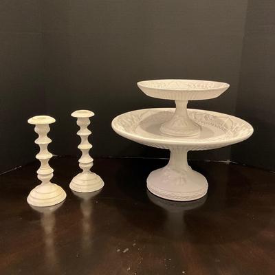 192 Two White Italian Pottery Pedestal Plates
