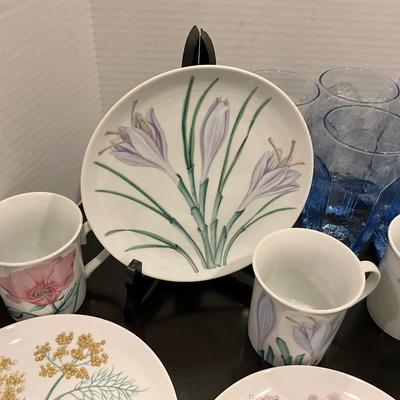 193 Set of Horchow Plates and Mugs with Blue Glass Tumblers