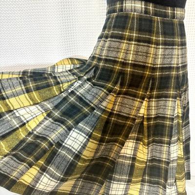 1960's Vintage Pendleton Turnaround Reversible Skirt Made of 100% Virgin Wool