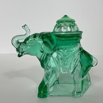 -157- NEW MARTINSVILLE | Light Green Elephant Incense Burner