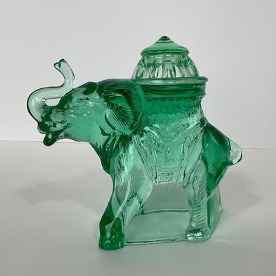 -157- NEW MARTINSVILLE | Light Green Elephant Incense Burner