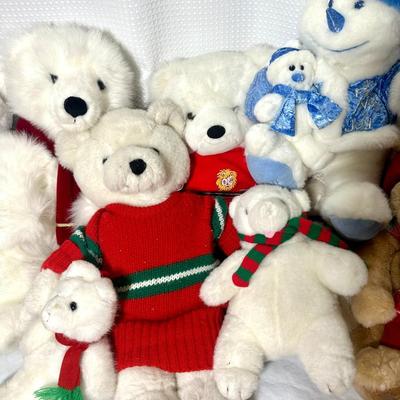 So Many Christmas Bears!