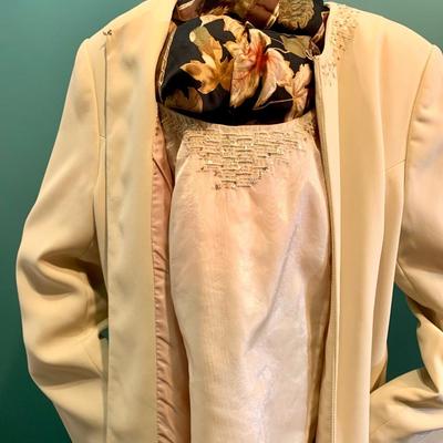 Radiate in Beige: Amanda Smith Size 14 Sequin Shell and Blazer Set