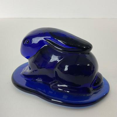 -192- VIKING | Mid Century Blue Crouching Rabbit | Sticker