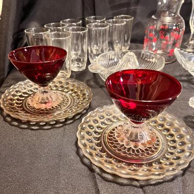 Vintage glassware/sundae glasses