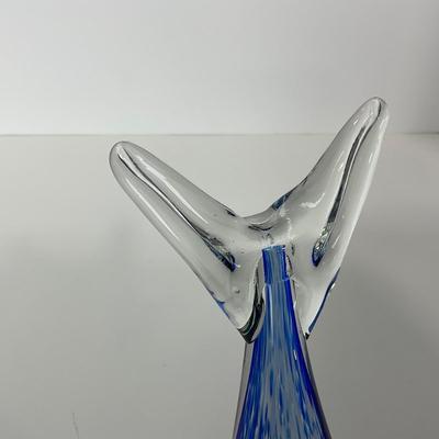 -213- UNMARKED | Blue & White Dolphin