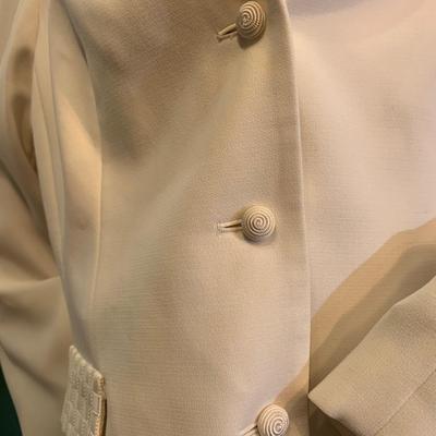 Subtitle Details: Dressbarn White Blazer, Size 16, with Ribbon Basket Weave Pockets and Swirl Buttons