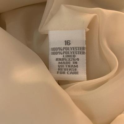 Subtitle Details: Dressbarn White Blazer, Size 16, with Ribbon Basket Weave Pockets and Swirl Buttons