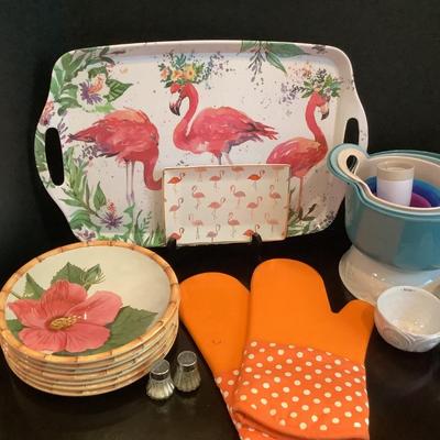 206 Flamingo Melamine Tray, Nesting Mixing Bowls, Hibiscus Plates, Oven Mitts