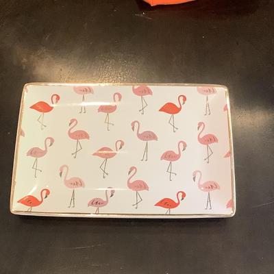 206 Flamingo Melamine Tray, Nesting Mixing Bowls, Hibiscus Plates, Oven Mitts