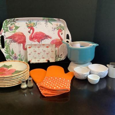 206 Flamingo Melamine Tray, Nesting Mixing Bowls, Hibiscus Plates, Oven Mitts