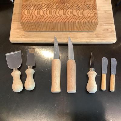 209 William Sonoma Leaf Cheese Board with Wooden Cutting Boards and 7 Cheese Knives