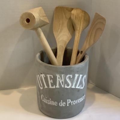 213 Stone Utensils Holder with Wooden Spoons & Marble Rolling Pin