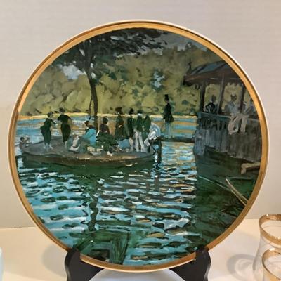 217 Kingsford Mint "Monet" Collectors Plate "La Grenouillere" with Limoges S&P with 5 Gold Rimmed Glasses