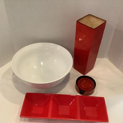 237 Red and White Decorative Bowls Lacquered Vase and Coasters