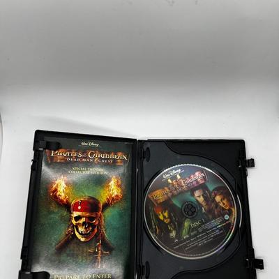 Pirates of the Caribbean- Dead Manâ€™ Chest DVD movie