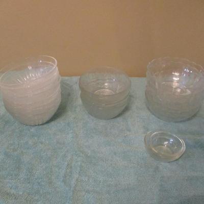 Assortment of Clear Glass Bowls Various Sizes 17 pcs