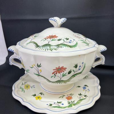 Gein "Oiseaux De Paradis" France Lovely Floral Bird of Paradise Centerpiece Bowl Perfect