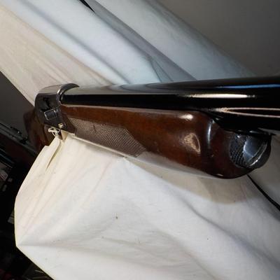 Winchester Model  59 12 gauge shot gun/semi-auto RIOT gun. est.$300 to $700.