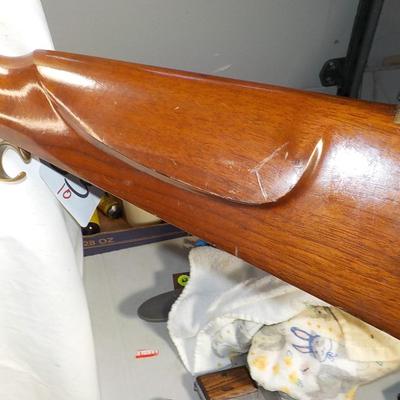 Flintlock black powder 50 cal. Thompson Center Arms, NH. est. $250 to $450.