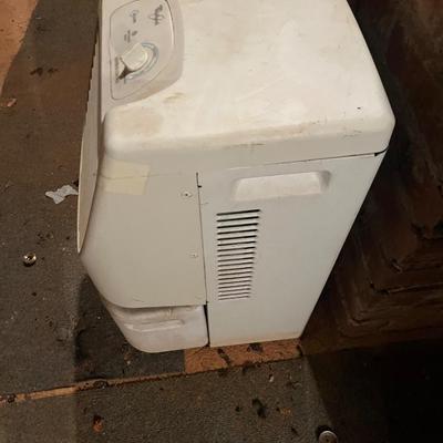 Whirlpool Dehumidifier (B-MG)