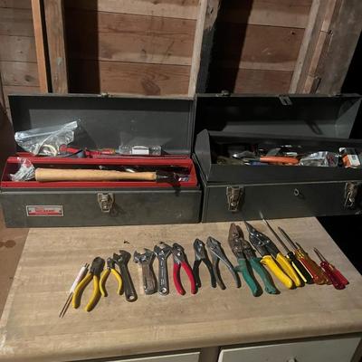 Craftsman & Master Mechanic Toolboxes With Tools (B-MG)