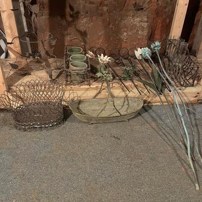 Metal Garden Decor (B-MG)