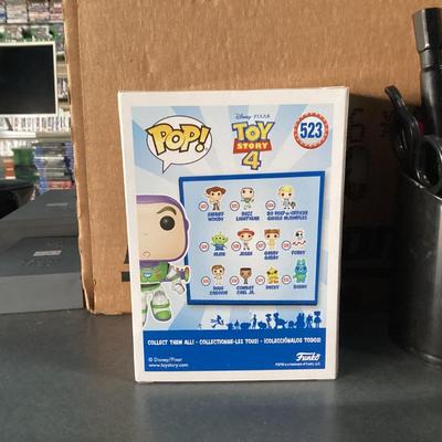 Funko pop toy story 4 523 buzz Lightyear