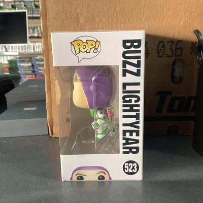 Funko pop toy story 4 523 buzz Lightyear