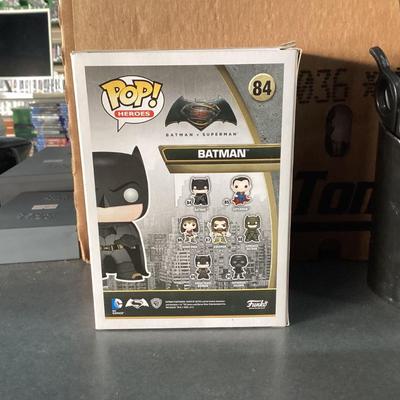 Funko pop Batman versus superman 84 Batman