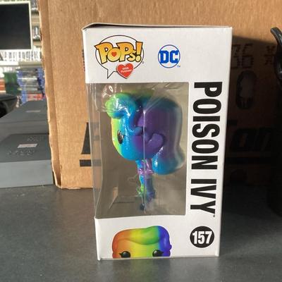 Funko pops pride 157 poison ivy