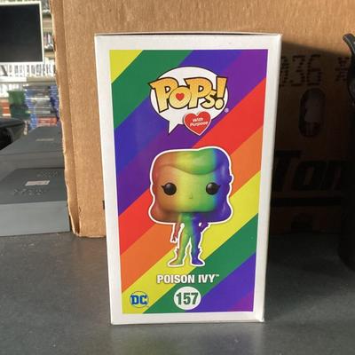 Funko pops pride 157 poison ivy