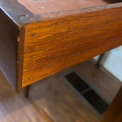 Mahogany Drop Leaf Table (K-MG)