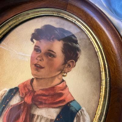 Oval Framed Boy & Girl Prints