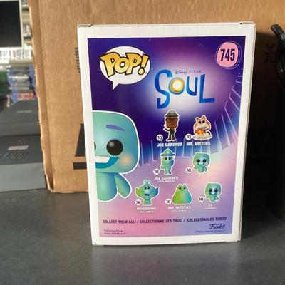 Funko pops Disneyâ€™s Pixar soul 745 22